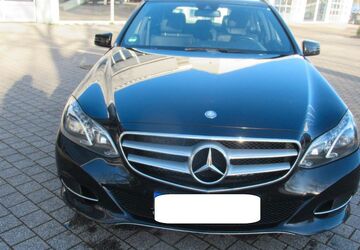 Mercedes-Benz E 200 241.000 km 9.490 &euro; Karlsruhe 76131