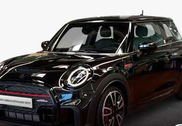 Mini John Cooper Works 48.703 km 31.640 &euro; Karlsruhe 76227