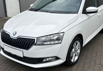 Skoda Fabia 76.180 km 10.999 &euro; Kandel 76870