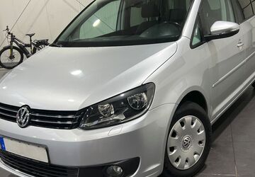 VW Touran 141.000 km 6.495 &euro; Bretten 75015