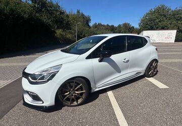 Renault Clio 95.000 km 15.800 &euro; Rastatt 76437