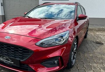 Ford Focus 88.000 km 16.490 &euro; Karlsdorf 76689