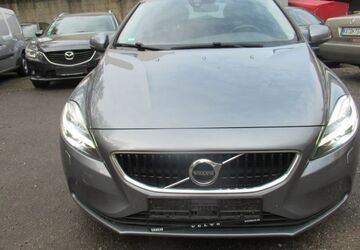 Volvo V40 147.000 km 9.690 &euro; Karlsruhe 76131
