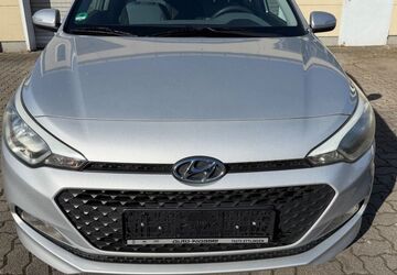 Hyundai i20 78.000 km 7.999 &euro; Pforzheim 75179