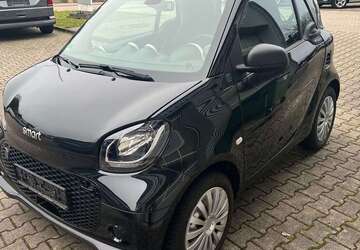 Smart forTwo 36.468 km 8.800 &euro; Maulbronn- Zaisersweiher 75433
