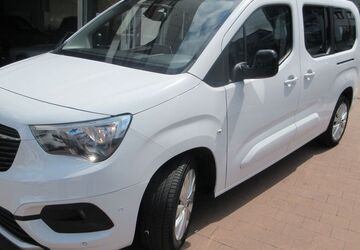 Opel Combo Life 8.300 km 35.900 &euro; Niefern-Öschelbronn 75223