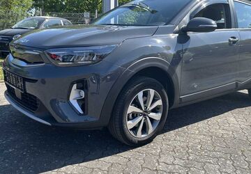 Kia Stonic 14.800 km 17.960 &euro; Wörth 76744