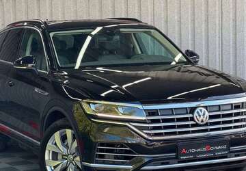 VW Touareg 205.106 km 27.990 &euro; Königsbach-Stein 75203