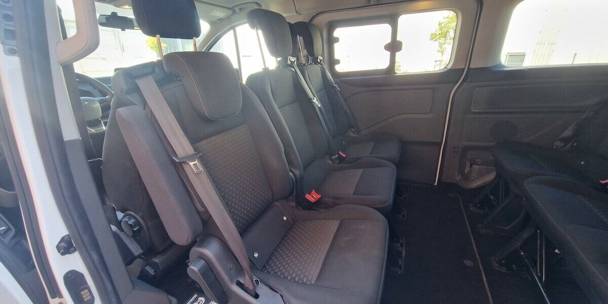 Ford Tourneo Custom 320 L1 H1 Tourneo Trend Klima 60.000 km 31.499 &euro; Landau 76829