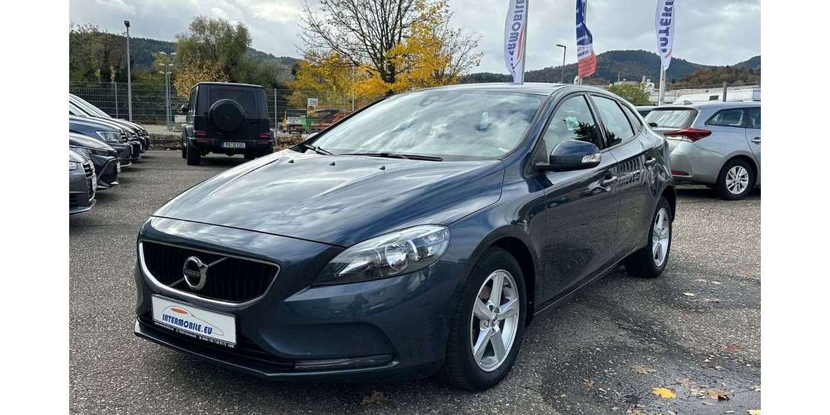 Volvo V40 77.411 km 13.090 &euro; Gernsbach 76593