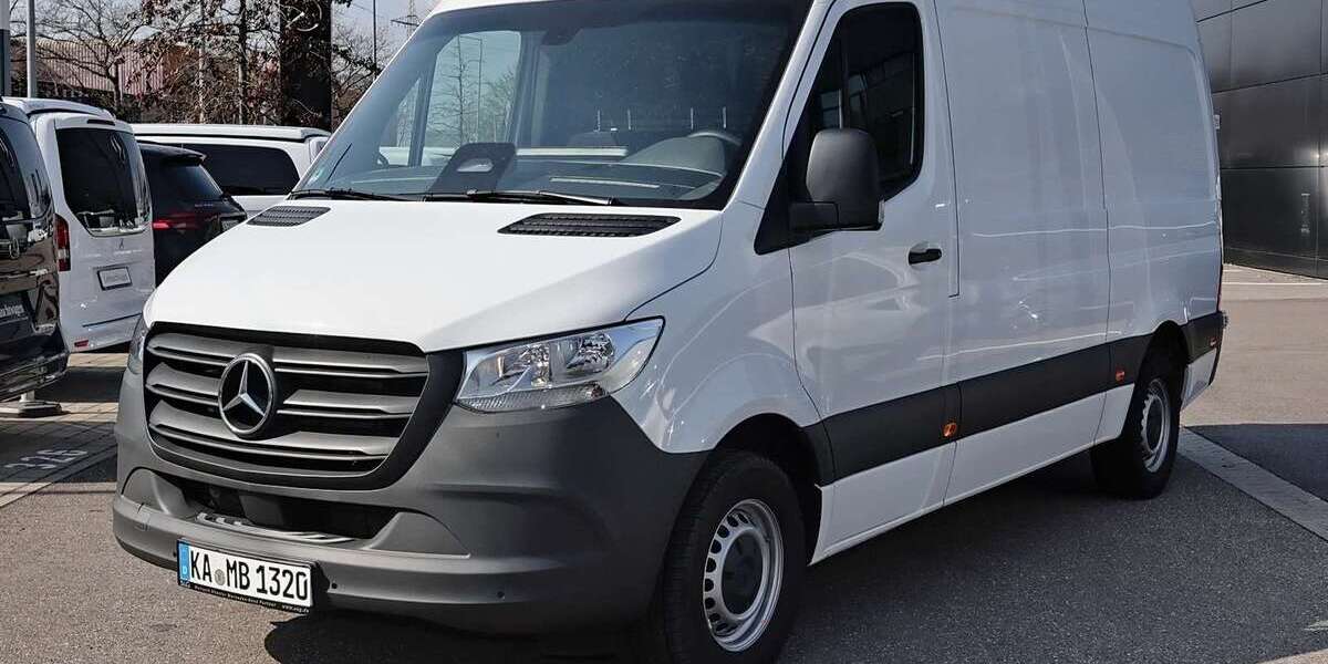 Mercedes-Benz Sprinter 26.726 km 57.999 &euro; Karlsruhe 76139