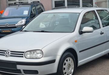 VW Golf 200.000 km 2.990 &euro; Ettlingen 76275