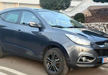 Hyundai ix35 146.000 km 6.990 &euro; Hördt 76771