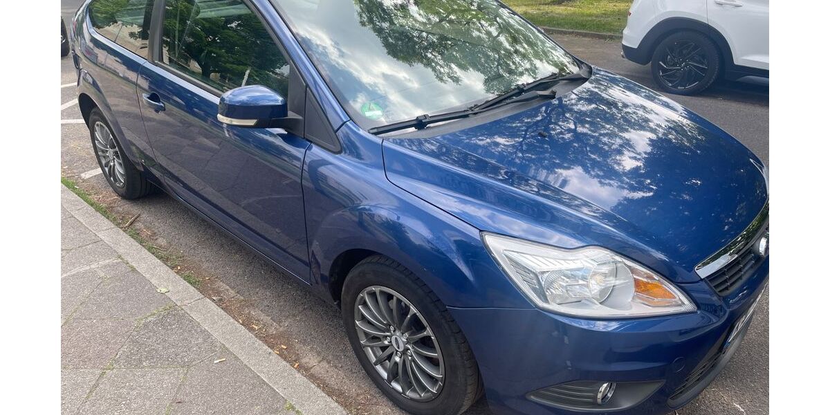 Ford Focus 180.000 km 2.000 &euro; Karlsruhe 76187