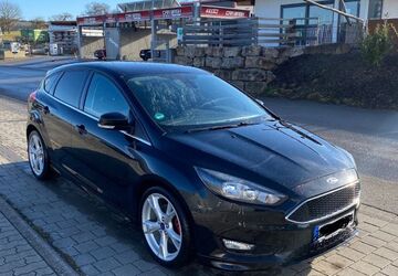 Ford Focus 103.000 km 9.600 &euro; Nöttingen 75196