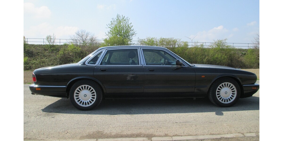 Jaguar X-Type 203.000 km 4.750 &euro; Knittelsheim 76879