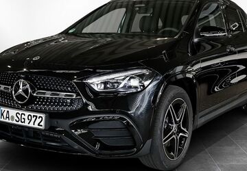 Mercedes-Benz GLA 200 10.000 km 43.868 &euro; Karlsruhe 76185