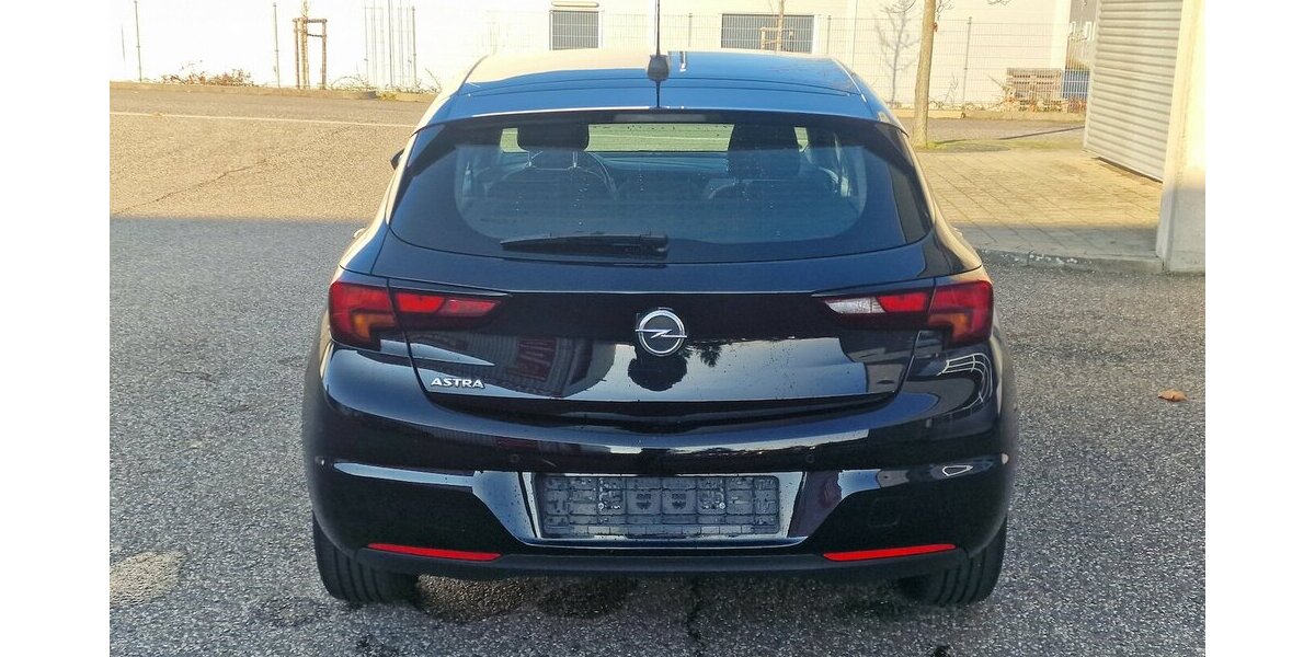 Opel Astra 1.5 D Edition Klimaautomatik NAVI LED 52.000 km 14.998 &euro; Landau 76829