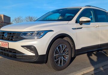 VW Tiguan 125.500 km 23.200 &euro; Karlsruhe 76185