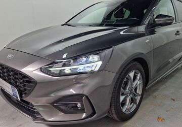 Ford Focus 58.321 km 18.450 &euro; Landau 76829