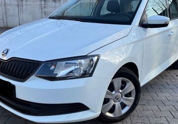 Skoda Fabia 136.700 km 7.200 &euro; Karlsruhe 76133