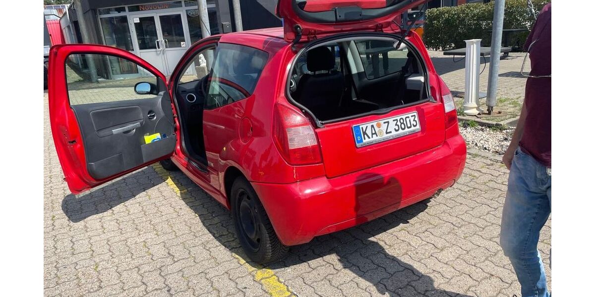 Citroen C2 125.000 km 1.899 &euro; Forst 76694