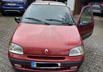 Renault Clio 114.493 km 1.499 &euro; Elchesheim-Illingen 76477