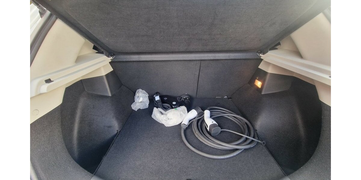 MG ZS EV Comfort Klimaautomatic NAVI 18.000 km 16.998 &euro; Landau 76829