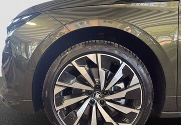 Skoda Enyaq 5.500 km 50.290 &euro; Karlsruhe 76131