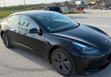 Tesla Model 3 45.000 km 32.900 &euro; Bretten 75015