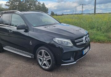 Mercedes-Benz GLE 350 147.433 km 29.999 &euro; Stutensee 76297