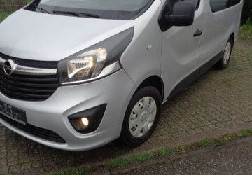 Opel Vivaro 184.000 km 11.500 &euro; Muggensturm 76461