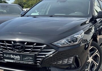 Hyundai i30 87.100 km 16.950 &euro; Forst 76694