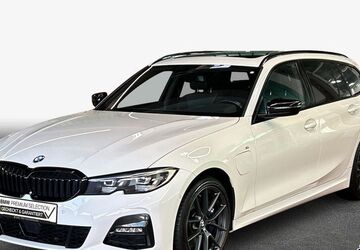 BMW 330 102.518 km 28.790 &euro; Karlsruhe 76227