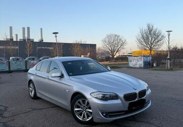BMW 523 123.000 km 11.500 &euro; Karlsruhe 76149