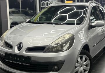 Renault Clio 159.000 km 2.999 &euro; Bietigheim 76467