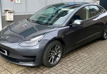 Tesla Model 3 95.000 km 21.500 &euro; Karlsruhe 76149