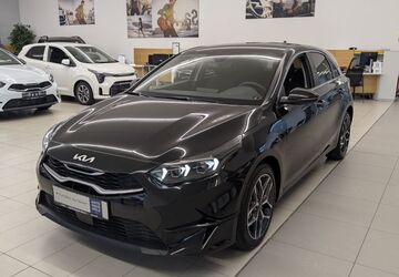 Kia ceed / Ceed 2.227 km 28.790 &euro; Landau 76829