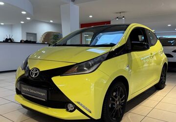 Toyota Aygo (X) 136.677 km 6.900 &euro; Bruchsal 76646