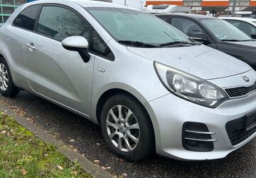 Kia Rio 114.850 km 8.300 &euro; Ubstadt 76698