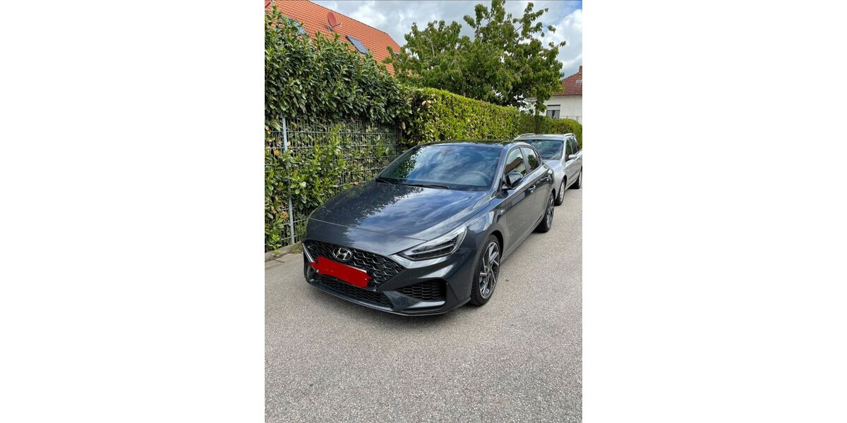 Hyundai i30 77.000 km 20.600 &euro; Kandel 76870