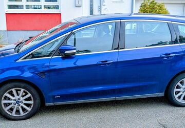 Ford S-Max 131.000 km 15.500 &euro; Gaggenau 76571