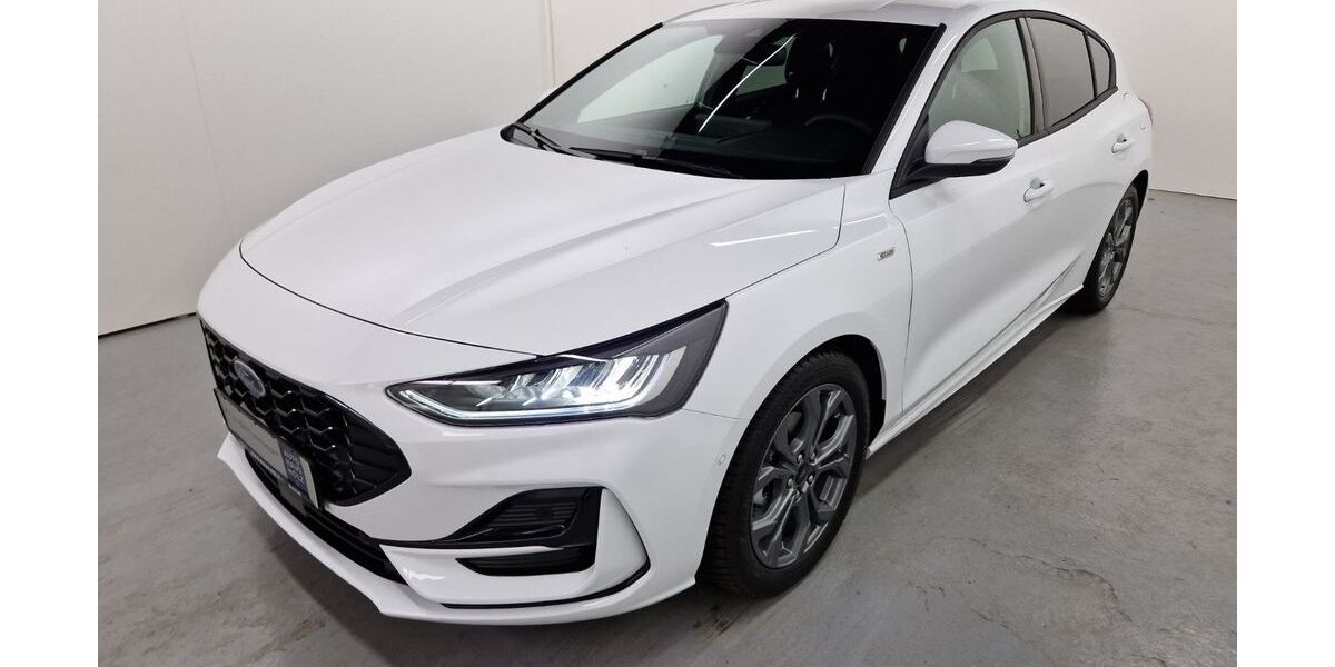 Ford Focus 7.210 km 23.990 &euro; Landau 76829