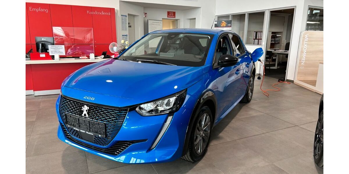 Peugeot e-208 11.500 km 25.900 &euro; Pforzheim 75177