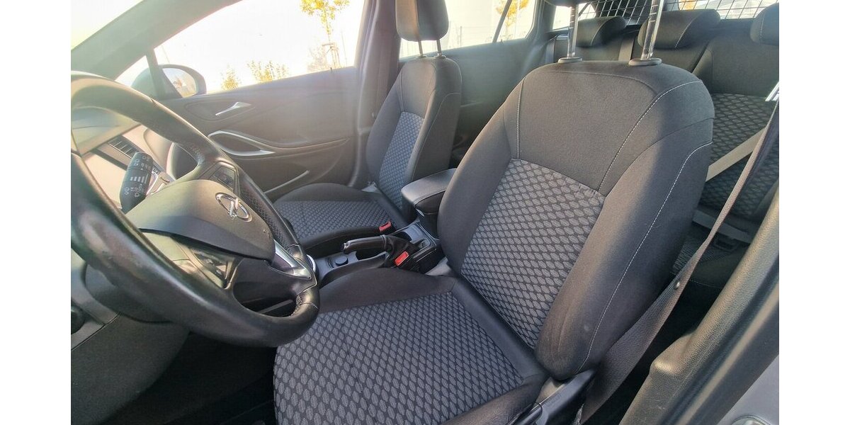 Opel Astra Edition StartStop NAVI Klima 72.000 km 13.899 &euro; Landau 76829