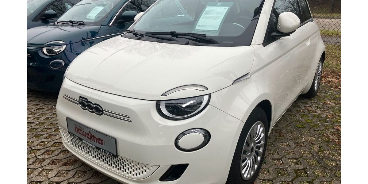 Fiat 500e 10.700 km 19.490 &euro; Karlsruhe 76185