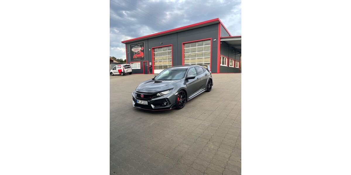 Honda Civic 45.000 km 36.999 &euro; Kämpfelbach 75236