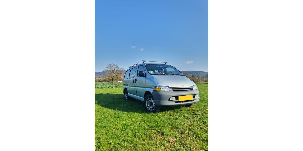 Toyota Hiace 222.600 km 5.700 &euro; Karlsruhe (Baden) 76131