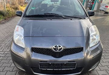 Toyota Yaris 75.700 km 2.999 &euro; Germersheim 76726