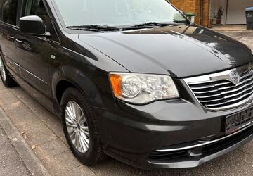 Lancia Voyager 211.000 km 6.300 &euro; Herxheim Landau 76863